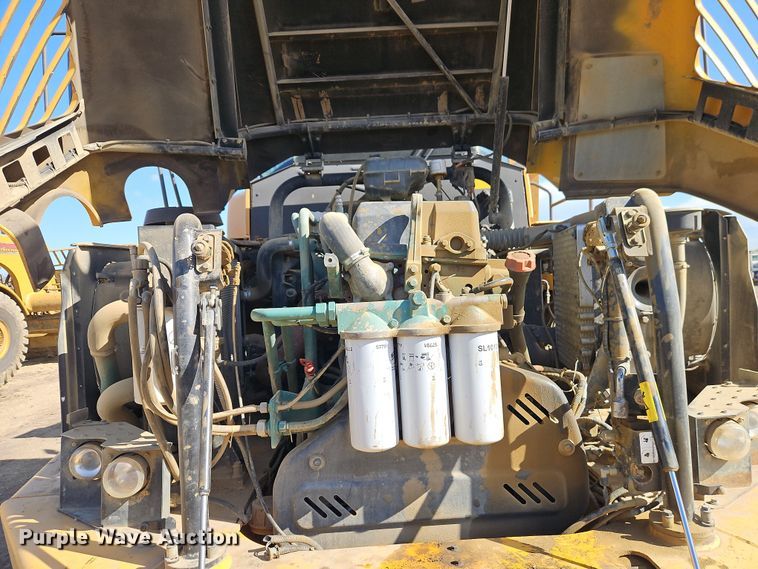 image for item DT7739 2008 Volvo A40E haul truck