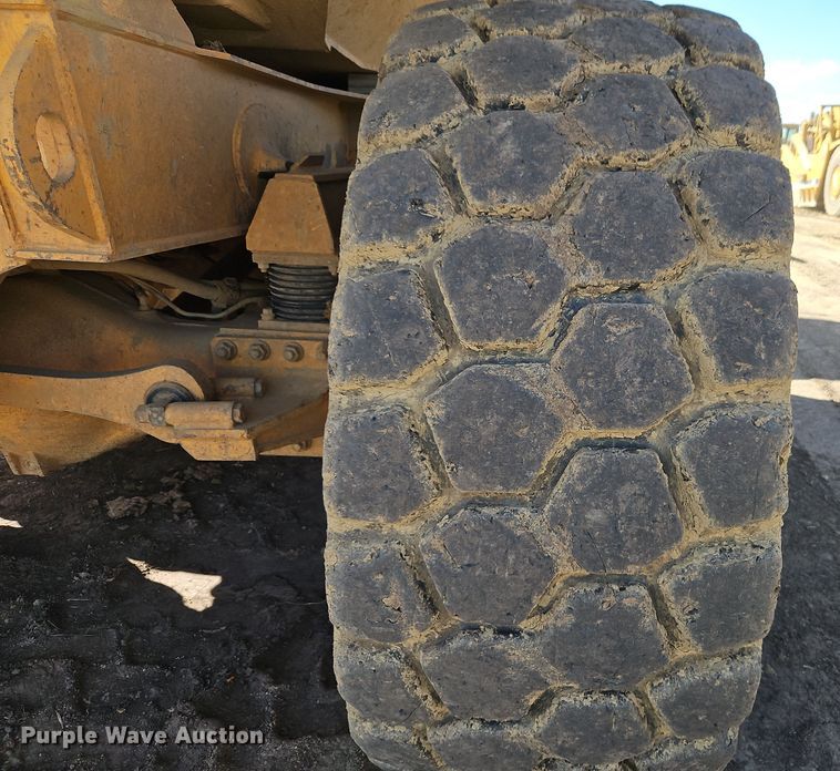 image for item DT7739 2008 Volvo A40E haul truck