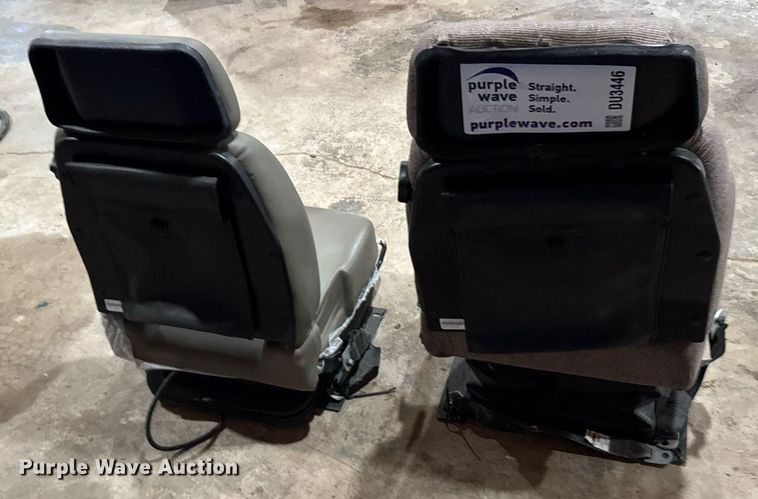 image for item DU3446 (2) Case dozer seats