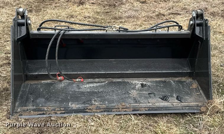 image for item DU9693 2024 Topcat 4IN1BCT skid steer bucket