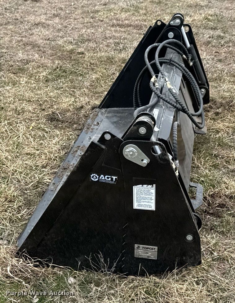 image for item DU9693 2024 Topcat 4IN1BCT skid steer bucket