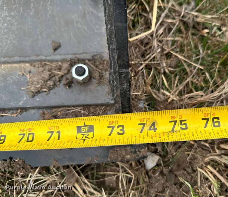 image for item DU9693 2024 Topcat 4IN1BCT skid steer bucket