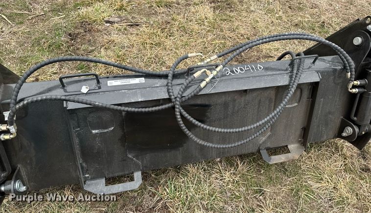 image for item DU9693 2024 Topcat 4IN1BCT skid steer bucket