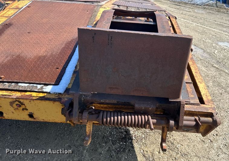 image for item DV0740 1991 Interstate  equipment trailer