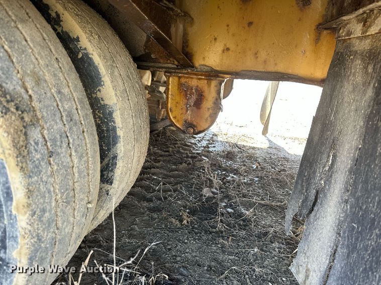 image for item DV0740 1991 Interstate  equipment trailer