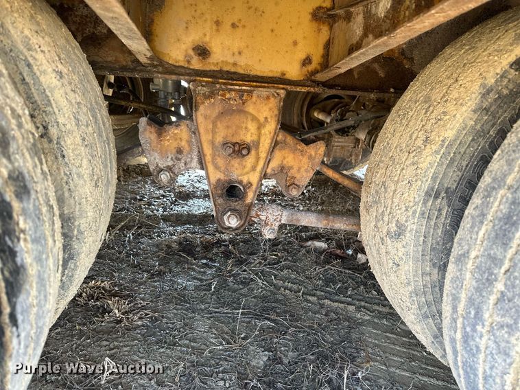 image for item DV0740 1991 Interstate  equipment trailer