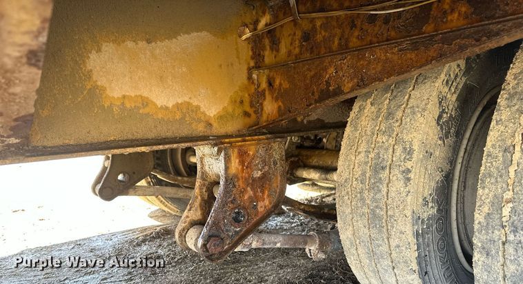 image for item DV0740 1991 Interstate  equipment trailer