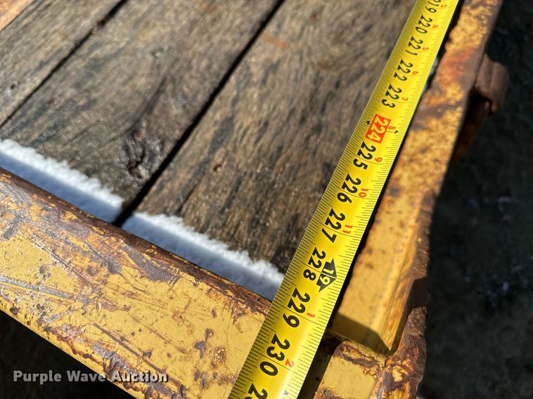 image for item DV0740 1991 Interstate  equipment trailer