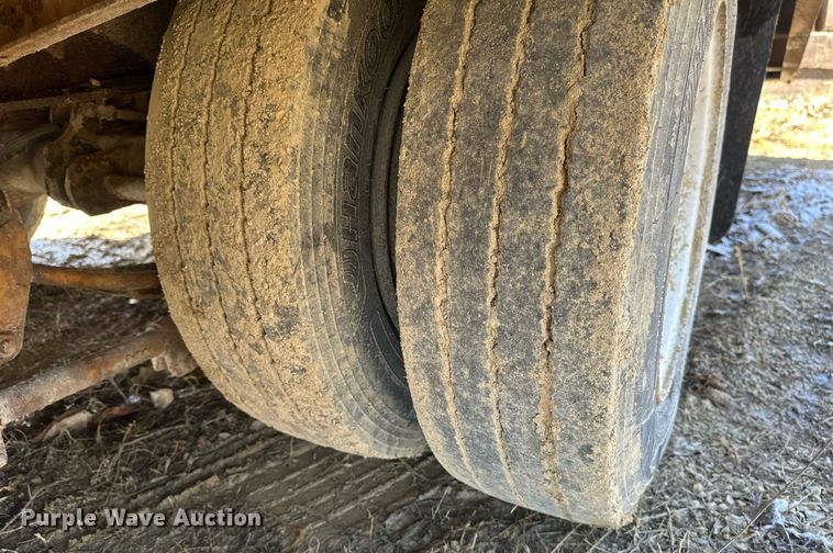 image for item DV0740 1991 Interstate  equipment trailer