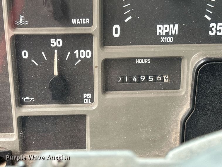 image for item DV0743 2001 International  F-4900 dump truck