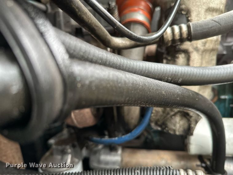 image for item DV0743 2001 International  F-4900 dump truck