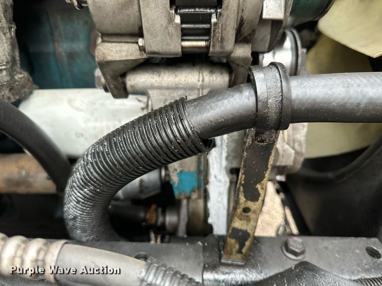 image for item DV0743 2001 International  F-4900 dump truck