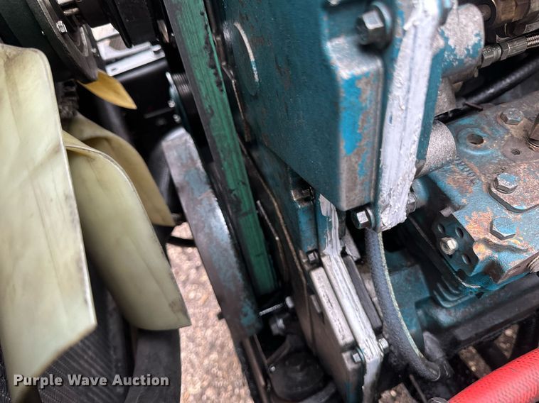 image for item DV0743 2001 International  F-4900 dump truck