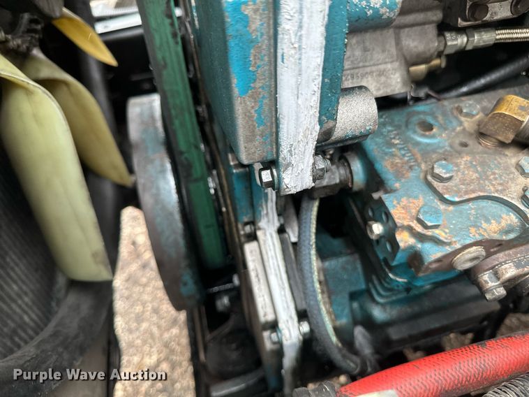 image for item DV0743 2001 International  F-4900 dump truck