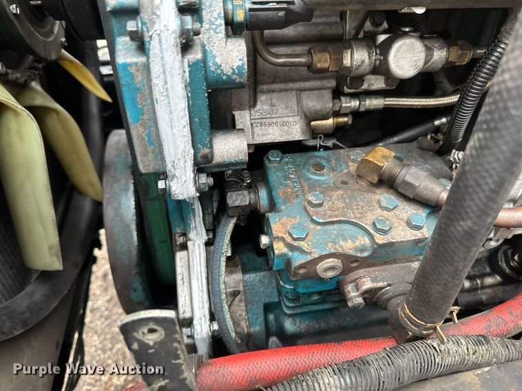 image for item DV0743 2001 International  F-4900 dump truck