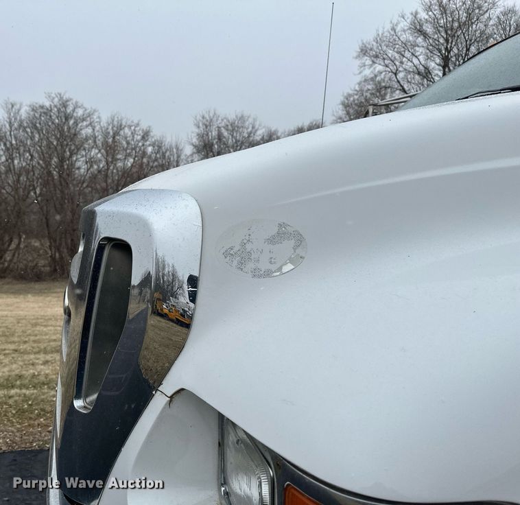 image for item DV0744 2010 Ford  F750 Super Duty XL utility / service truck