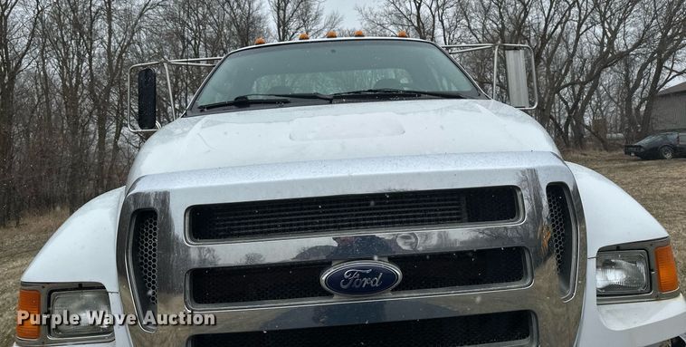 image for item DV0744 2010 Ford  F750 Super Duty XL utility / service truck