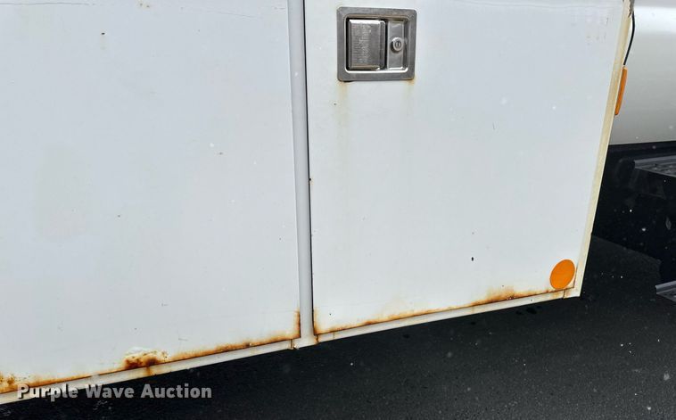 image for item DV0744 2010 Ford  F750 Super Duty XL utility / service truck