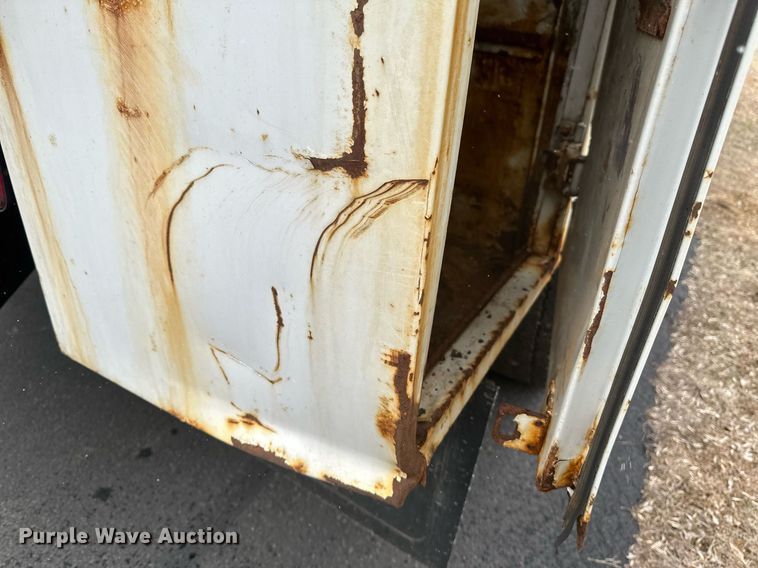 image for item DV0744 2010 Ford  F750 Super Duty XL utility / service truck