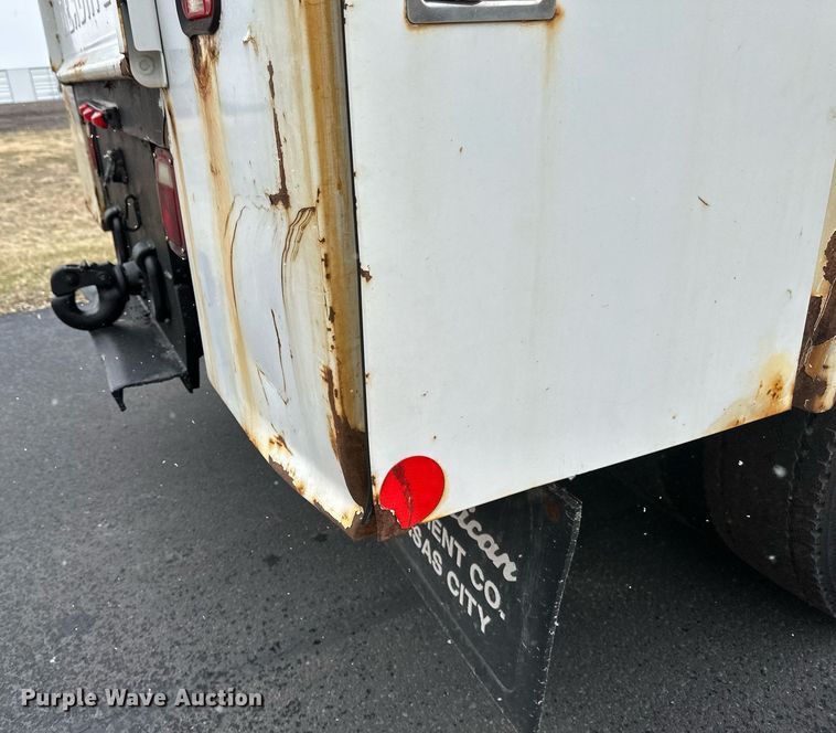 image for item DV0744 2010 Ford  F750 Super Duty XL utility / service truck