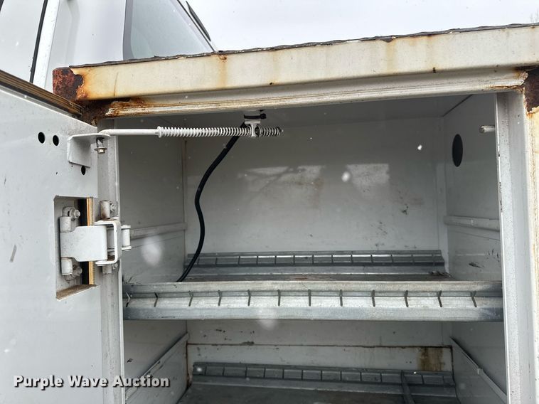 image for item DV0744 2010 Ford  F750 Super Duty XL utility / service truck