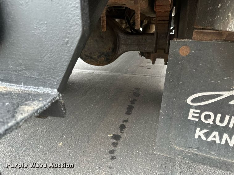 image for item DV0744 2010 Ford  F750 Super Duty XL utility / service truck