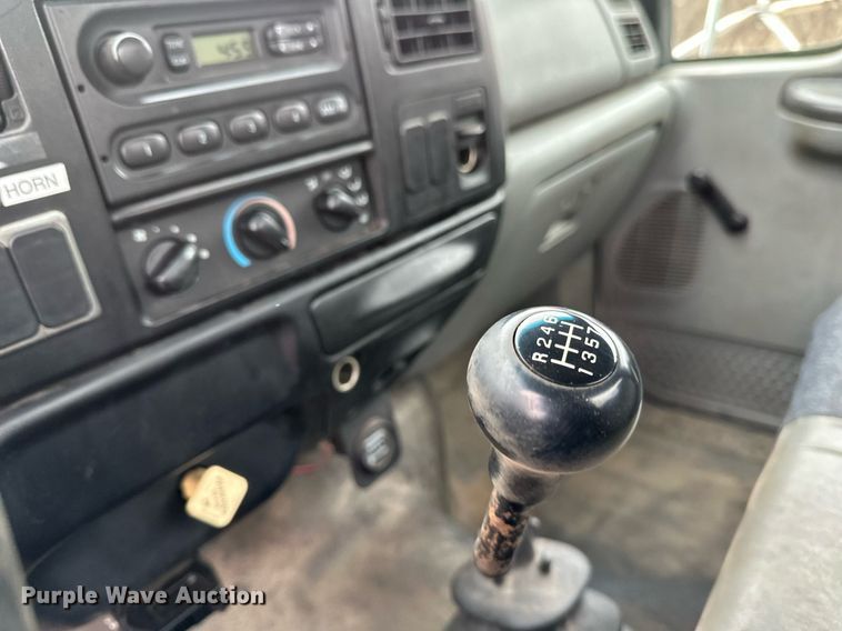 image for item DV0744 2010 Ford  F750 Super Duty XL utility / service truck