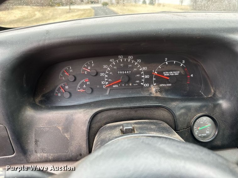 image for item DV0744 2010 Ford  F750 Super Duty XL utility / service truck