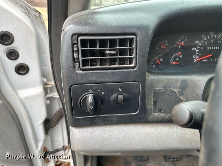 image for item DV0744 2010 Ford  F750 Super Duty XL utility / service truck