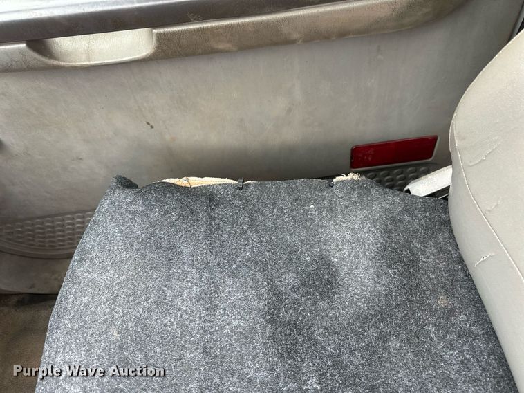 image for item DV0744 2010 Ford  F750 Super Duty XL utility / service truck