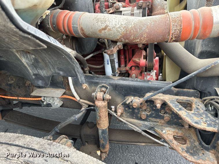 image for item DV0744 2010 Ford  F750 Super Duty XL utility / service truck