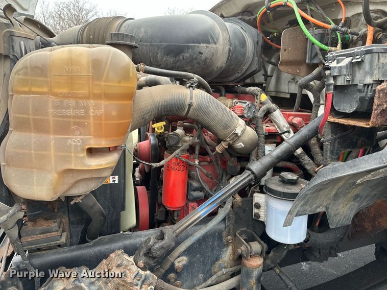 image for item DV0744 2010 Ford  F750 Super Duty XL utility / service truck