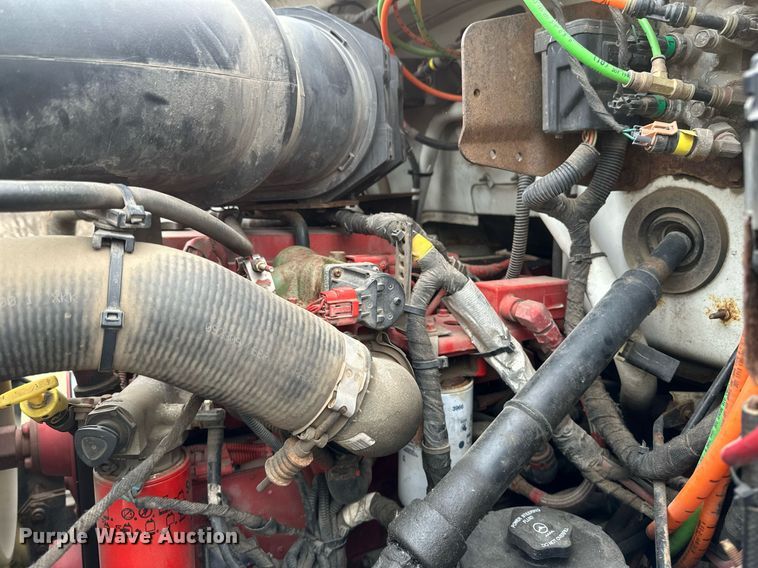 image for item DV0744 2010 Ford  F750 Super Duty XL utility / service truck