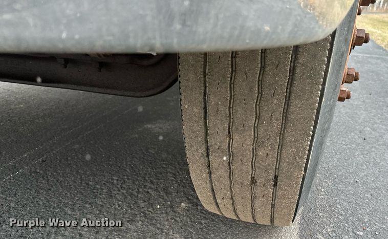 image for item DV0744 2010 Ford  F750 Super Duty XL utility / service truck