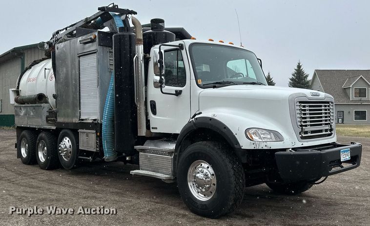 image for item DV0746 2011 Freightliner  Business class M2 hydrovac truck