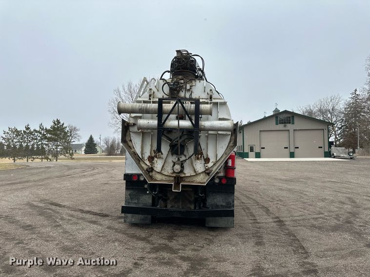 image for item DV0746 2011 Freightliner  Business class M2 hydrovac truck