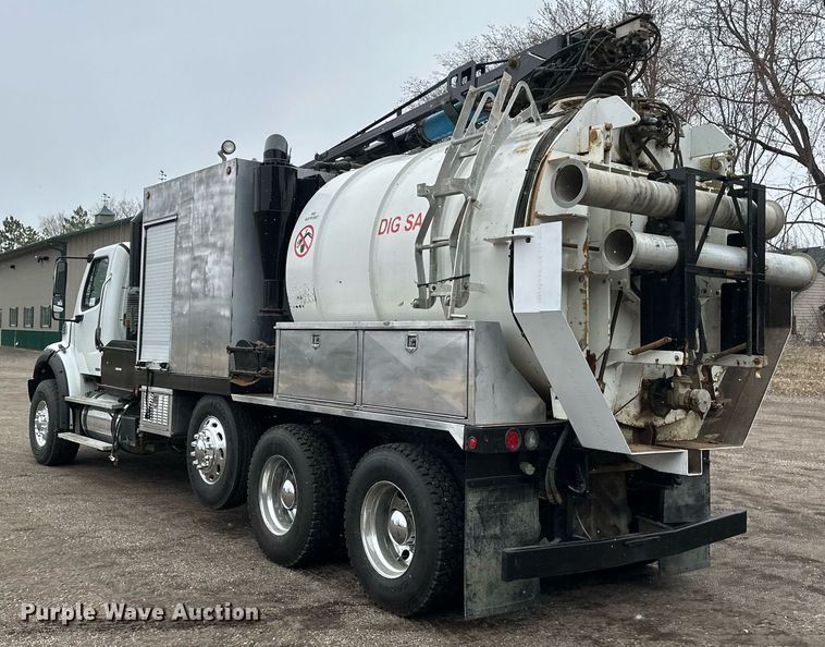 image for item DV0746 2011 Freightliner  Business class M2 hydrovac truck