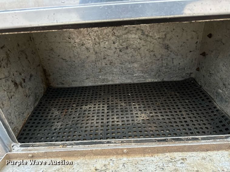 image for item DV0746 2011 Freightliner  Business class M2 hydrovac truck