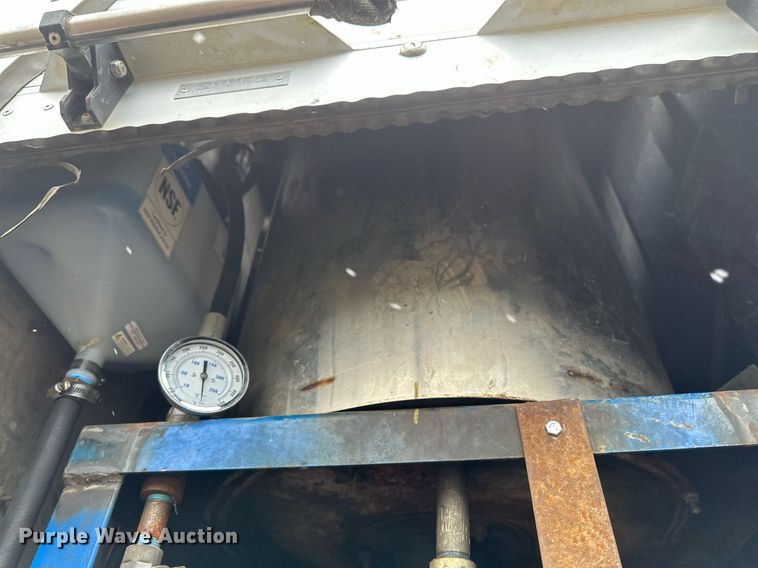 image for item DV0746 2011 Freightliner  Business class M2 hydrovac truck