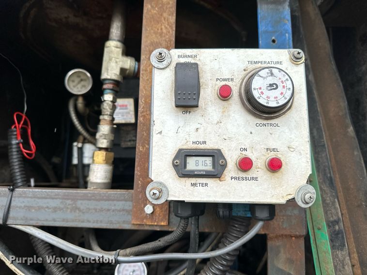 image for item DV0746 2011 Freightliner  Business class M2 hydrovac truck