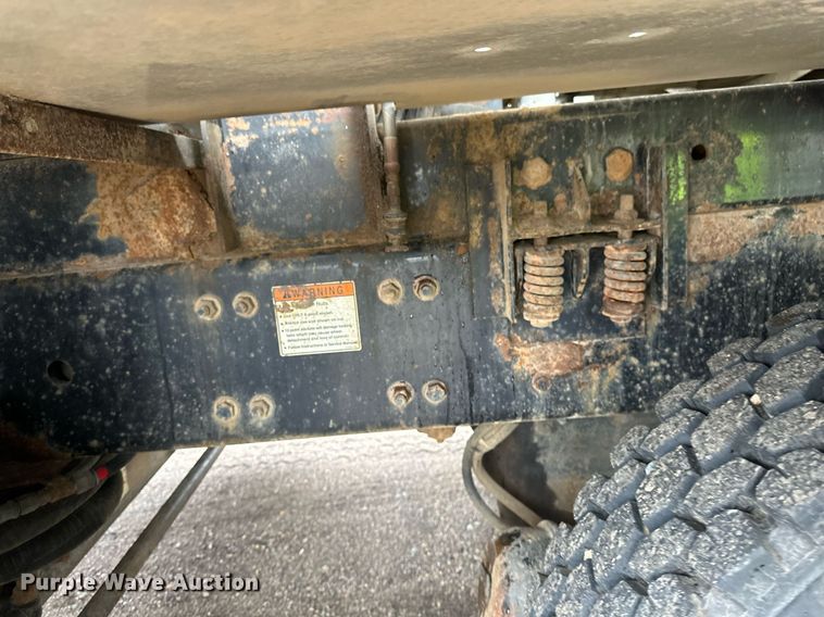 image for item DV0746 2011 Freightliner  Business class M2 hydrovac truck