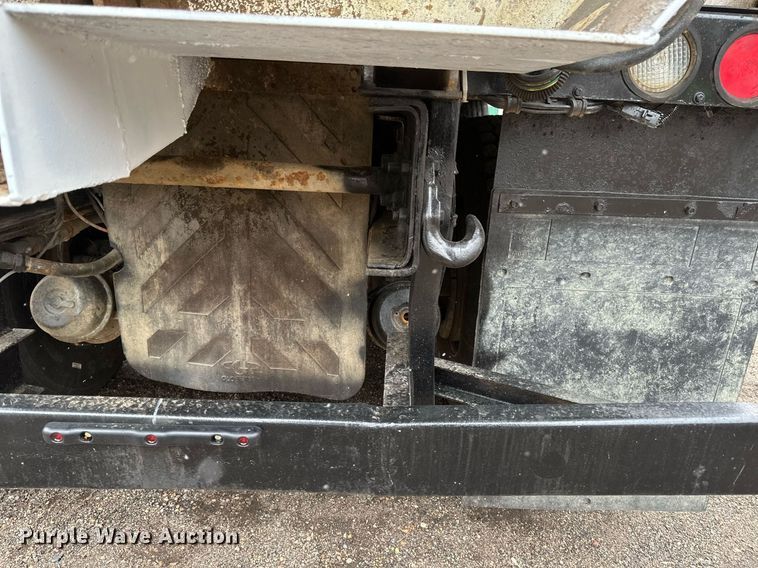 image for item DV0746 2011 Freightliner  Business class M2 hydrovac truck