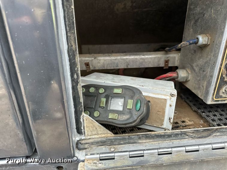 image for item DV0746 2011 Freightliner  Business class M2 hydrovac truck