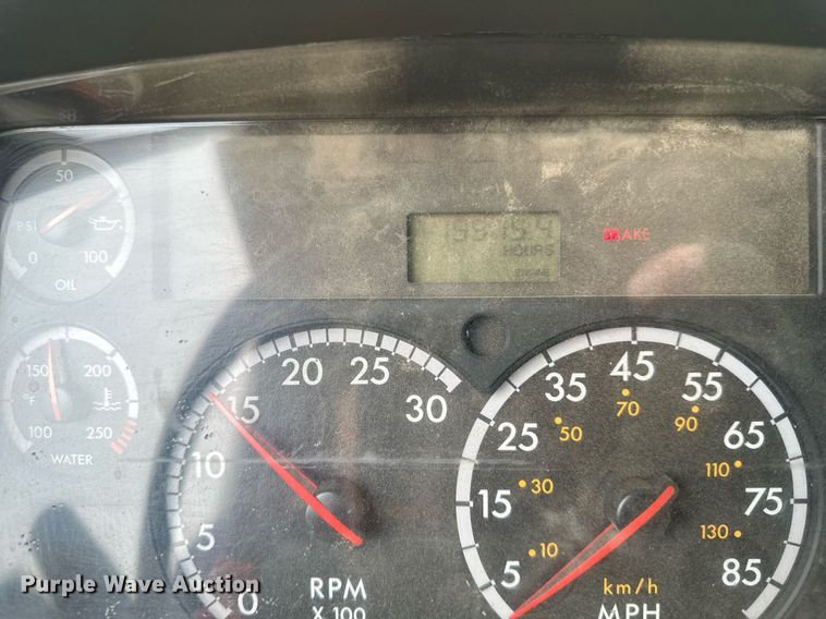 image for item DV0746 2011 Freightliner  Business class M2 hydrovac truck