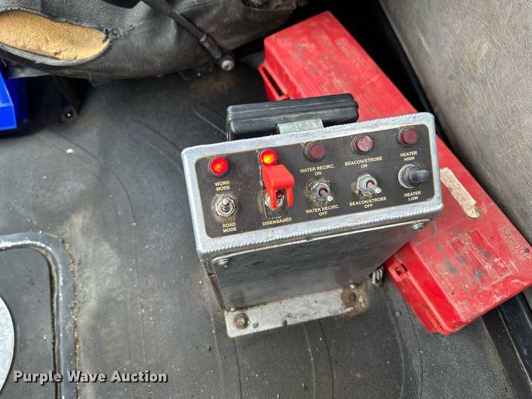 image for item DV0746 2011 Freightliner  Business class M2 hydrovac truck