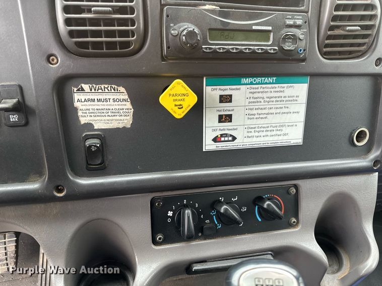 image for item DV0746 2011 Freightliner  Business class M2 hydrovac truck