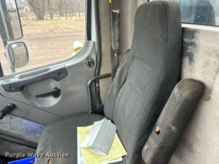 image for item DV0746 2011 Freightliner  Business class M2 hydrovac truck