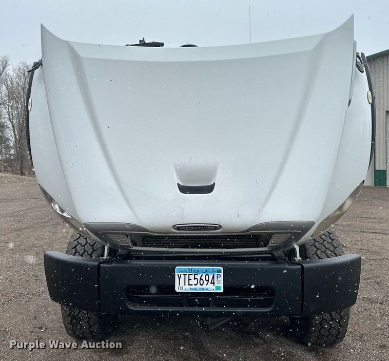 image for item DV0746 2011 Freightliner  Business class M2 hydrovac truck