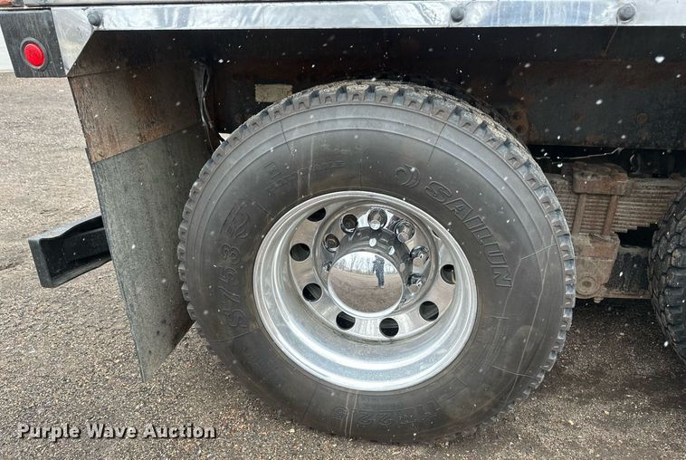 image for item DV0746 2011 Freightliner  Business class M2 hydrovac truck