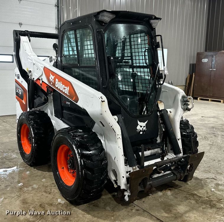 image for item DV0747 2022 Bobcat  S76 skid steer loader